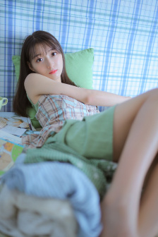 高冷女神沦为啪啪玩物